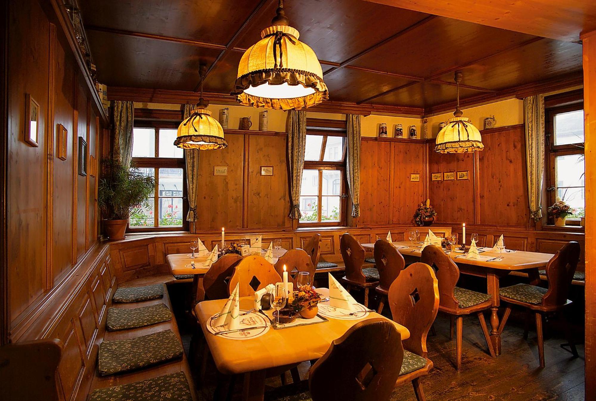 Altdeutsches Gasthaus Roter Hirsch Jena Exterior photo