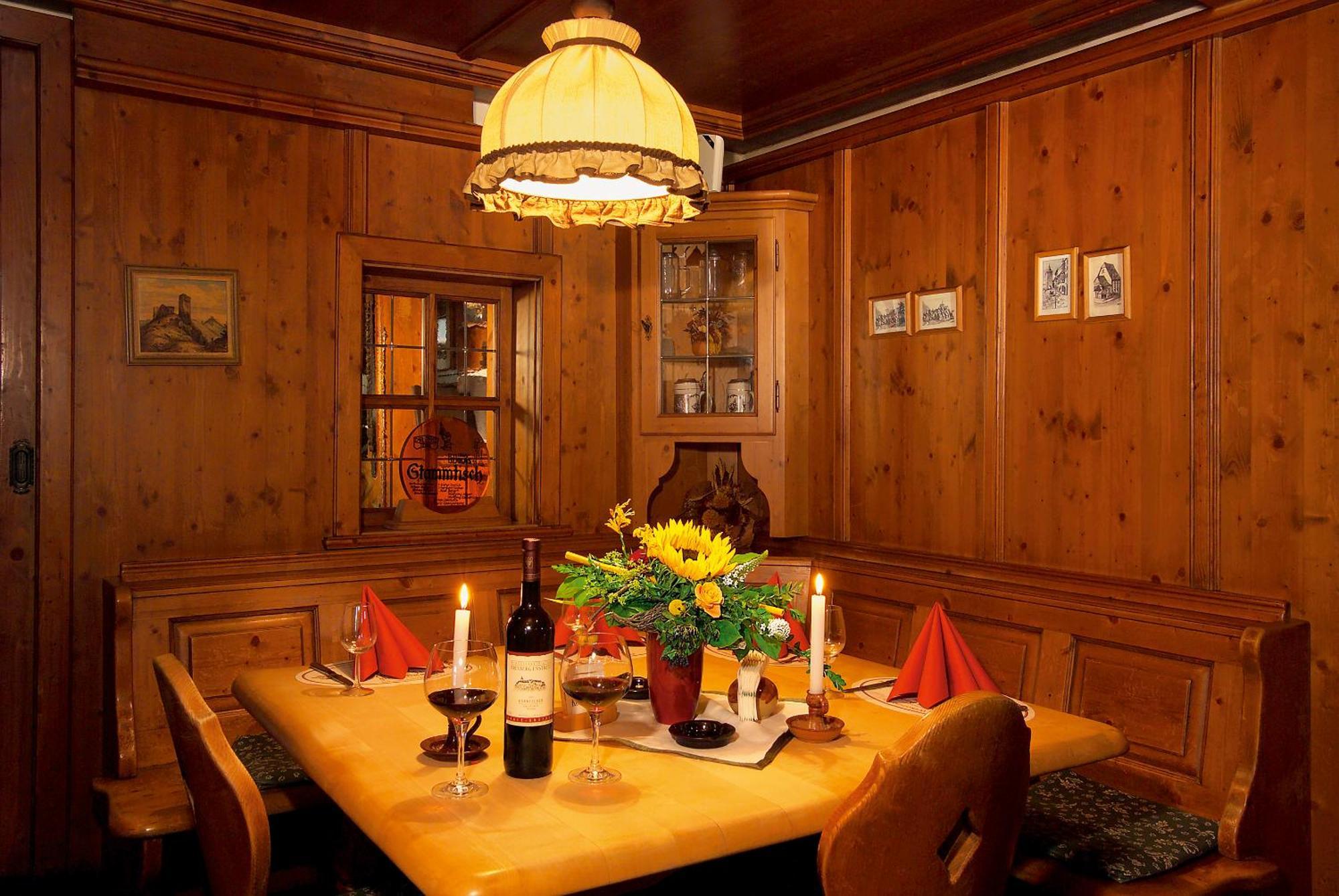 Altdeutsches Gasthaus Roter Hirsch Jena Exterior photo